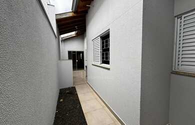 Imagem 13: Casa para alugar no Jardim Bandeirantes com 3 quartos na Região Oeste...