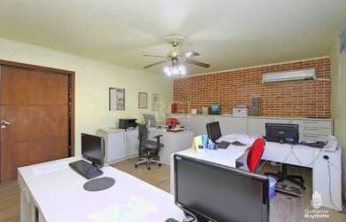 Imagem 5: Casa para Venda - 500m², 5 dormitórios, sendo 2 suites, 5 vagas - Menino...