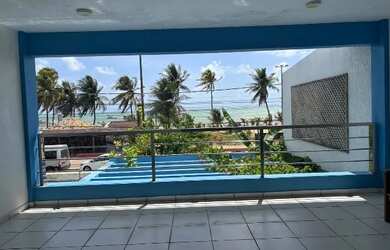 Imagem: A casa possui 4 Dormitórios, 5 Banheiros, 2 Vagas na garagem