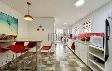 Imagem: A casa em condomínio possui 4 Dormitórios, 5 Banheiros, 5