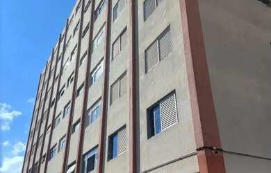 Imagem: O apartamento possui 2 Dormitórios, 2 Banheiros, 2 Vagas na