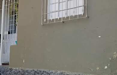 Imagem: A casa possui 2 Dormitórios, 1 Banheiro, 200m² de Área e