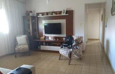 Imagem: O apartamento possui 3 Dormitórios, 2 Banheiros, 1 Vaga na