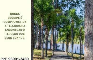 Imagem: O terreno possui 450m² de Área e está localizado em Parque