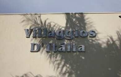 Imagem: A casa em condomínio possui 3 Dormitórios, 2 Banheiros, 2