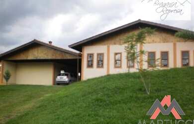 Imagem: A chácara possui 600m² de Área e está localizado em Água