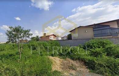 Imagem: O terreno possui 720m² de Área e está localizado em Vila