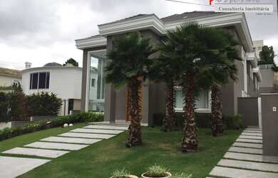 Imagem: A casa em condomínio possui 5 Dormitórios, 5 Banheiros, 5