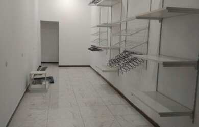 Imagem: O depósito possui 2 Vagas na garagem, 25m² de Área, Imóvel