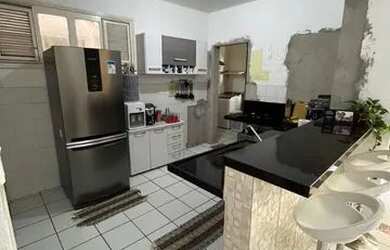 Imagem: O apartamento possui 3 Dormitórios, 3 Banheiros, 2 Vagas na