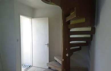 Imagem 3: IMPERDÍVEL 2 CASAS DO APOLO2 1 DUPLEX E 1 CASA TERREA INDEPENDENTE