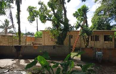 Imagem 3: Casa em dobro. Varanda, 1.500m² de Área, 5 Vagas na garageme5 Dormitórios