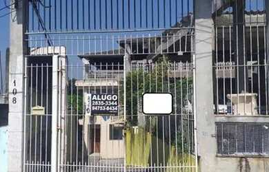 Imagem: A casa possui 2 Dormitórios, 1 Banheiro, 1 Vaga na garagem