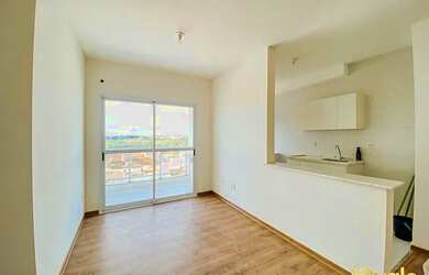 Imagem: O apartamento possui 3 Dormitórios, 2 Banheiros, 2 Vagas na