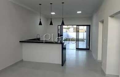 Imagem: A casa em condomínio possui 3 Dormitórios, 1 Banheiro, 4 Vagas