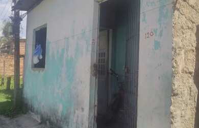 Imagem: A casa possui 2 Dormitórios, 1 Banheiro, 5m² de Área e está