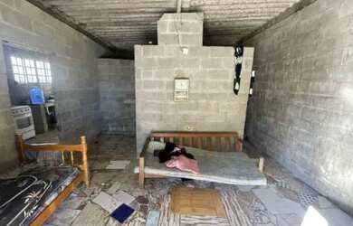 Imagem 3: Casa a venda na praia com 1 dormitório em Itanhaém/SP por R$ 55 mil