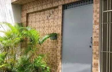 Imagem: A casa possui 2 Dormitórios, 2 Banheiros e está localizado