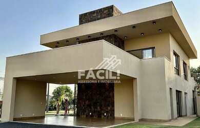 Imagem: A casa em condomínio possui 4 Dormitórios, 1 Banheiro, 600m²