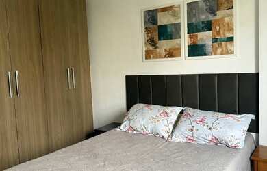 Imagem: O apartamento possui 2 Dormitórios, Acomodam 4 pessoas, 1 Vaga