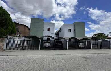 Imagem: O apartamento possui 2 Dormitórios, 2 Banheiros e 1 Vaga na