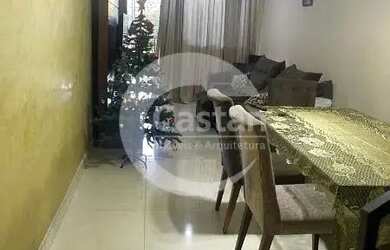 Imagem: A casa possui 2 Dormitórios, 3 Banheiros, 2 Vagas na garagem