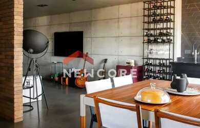 Imagem: O apartamento possui 2 Dormitórios, 2 Banheiros, 2 Vagas na