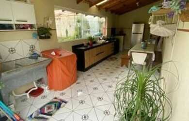 Imagem 7: Sobrado em Rua Hellena Betecek - Butiatuvinha - Curitiba/PR