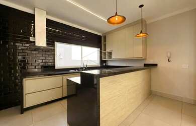 Imagem 6: Casa Residência em Jaú. Piscina, Churrasqueira, Ar-condicionadoe300m²...