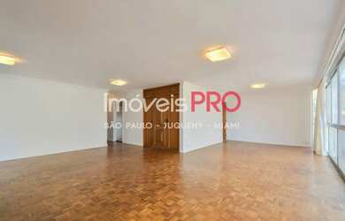 Imagem 4: O apartamento tem uma área útil de 184 m2