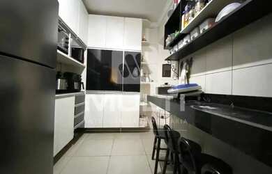 Imagem 7: Casa - SANTA MONICA. Piscina, Churrasqueira, Área de serviçoe229m²...