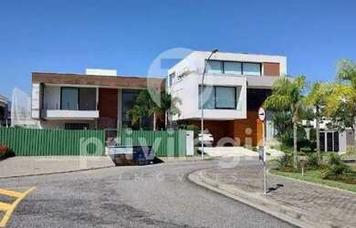 Imagem: O terreno possui 1.200m² de Área e está localizado em Barra