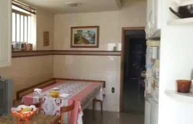 Imagem 3: Casa para Venda - 330m², 5 dormitórios, sendo 1 suites, 7 vagas - Menino...