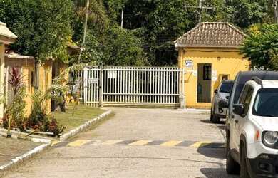 Imagem: O terreno possui 180m² de Área e está localizado em Vargem