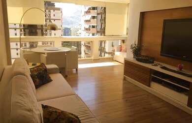 Imagem: O apartamento possui 3 Dormitórios, 4 Banheiros, 2 Vagas na