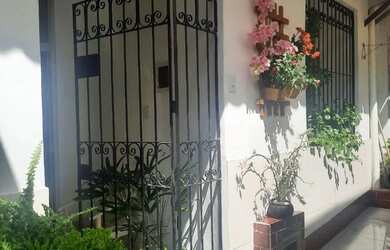 Imagem: O apartamento à venda possui 2 Dormitórios e Acomodam 5 pessoas