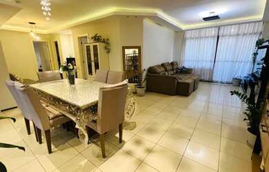 Imagem: O apartamento possui 3 Dormitórios, 4 Banheiros, 2 Vagas na