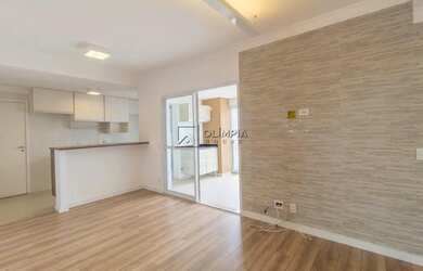 Imagem: O apartamento possui 2 Dormitórios, 2 Banheiros, 1 Vaga na