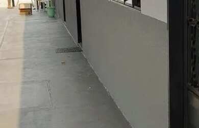 Imagem: A kitnet possui 1 Dormitório, 1 Banheiro, 1 Vaga na garagem