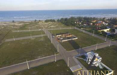 Imagem: O terreno possui 360m² de Área e está localizado em Arroio