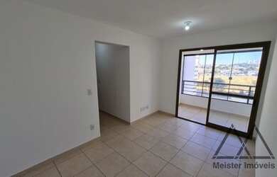 Imagem: O apartamento possui 2 Dormitórios, 2 Banheiros, 1 Vaga na