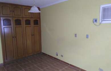 Imagem: O apartamento possui 3 Dormitórios, 2 Banheiros, 80m² de Área