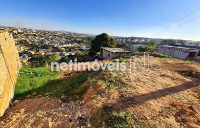 Imagem: O terreno possui 390m² de Área e está localizado em Cruzeiro