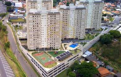 Imagem: O apartamento possui 2 Dormitórios, 1 Banheiro, 1 Vaga na garagem