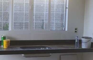 Imagem 10: Casa em avenida. Piscina, 60m² de Área, 2 Vagas na garageme2 Dormitórios