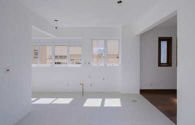 Imagem 7: Porto Alegre - Apartamento Padrão - Auxiliadora