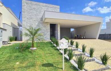 Imagem: A casa em condomínio possui 3 Dormitórios, 5 Banheiros, 4