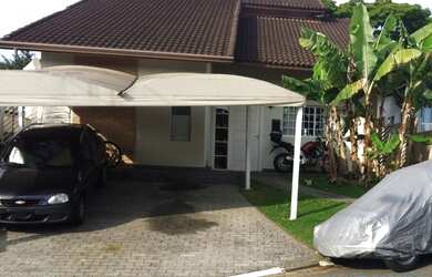 Imagem: A casa em condomínio possui 4 Dormitórios, 4 Banheiros, 2