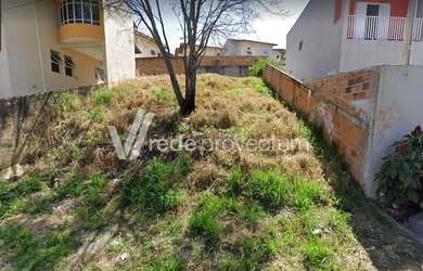 Imagem: O terreno possui 360m² de Área e está localizado em Chácaras