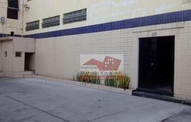 Imagem: O depósito possui 5 Vagas na garagem e 1100m² de Área e está